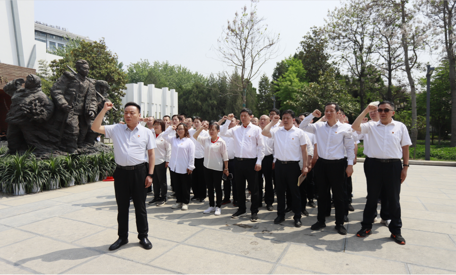 砥礪初心使命，汲取奮進(jìn)力量丨花花牛乳業(yè)集團(tuán)黨委組織開展學(xué)習(xí)“焦裕祿精神”主題黨日活動(dòng)